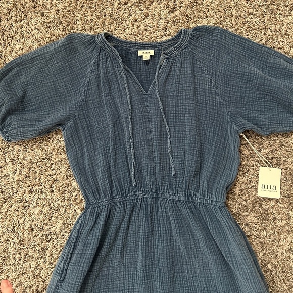 a.n.a Women’s Short Sleeve Popover Dress, 100% Cotton - Acid Wash Denim- NWT - Picture 13 of 14